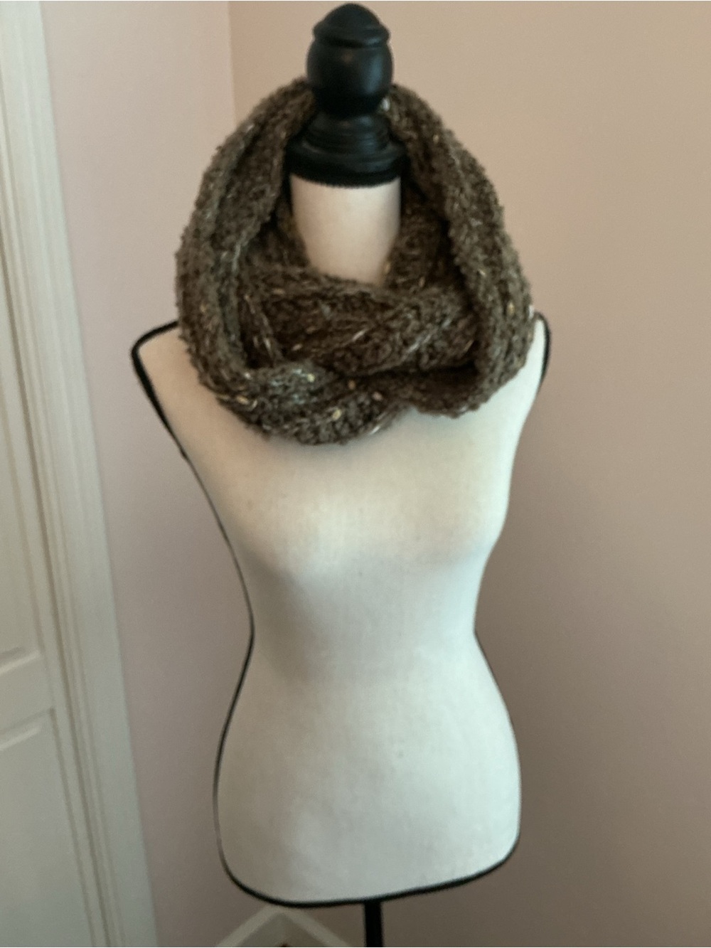 Altar'd State Chunky Knit Infinity Scarf - Brown
